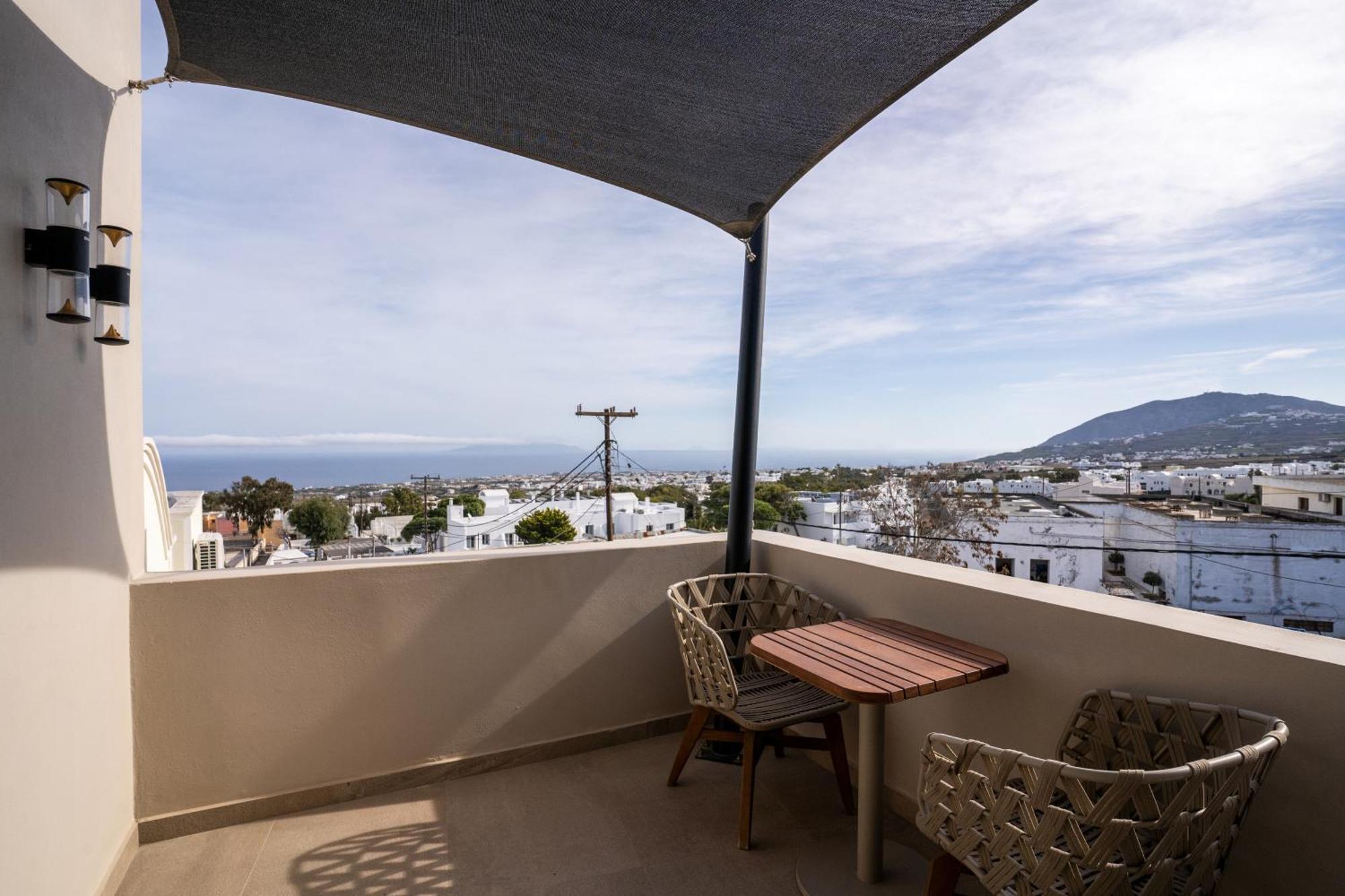 Uma Ray Suites Fira  Esterno foto