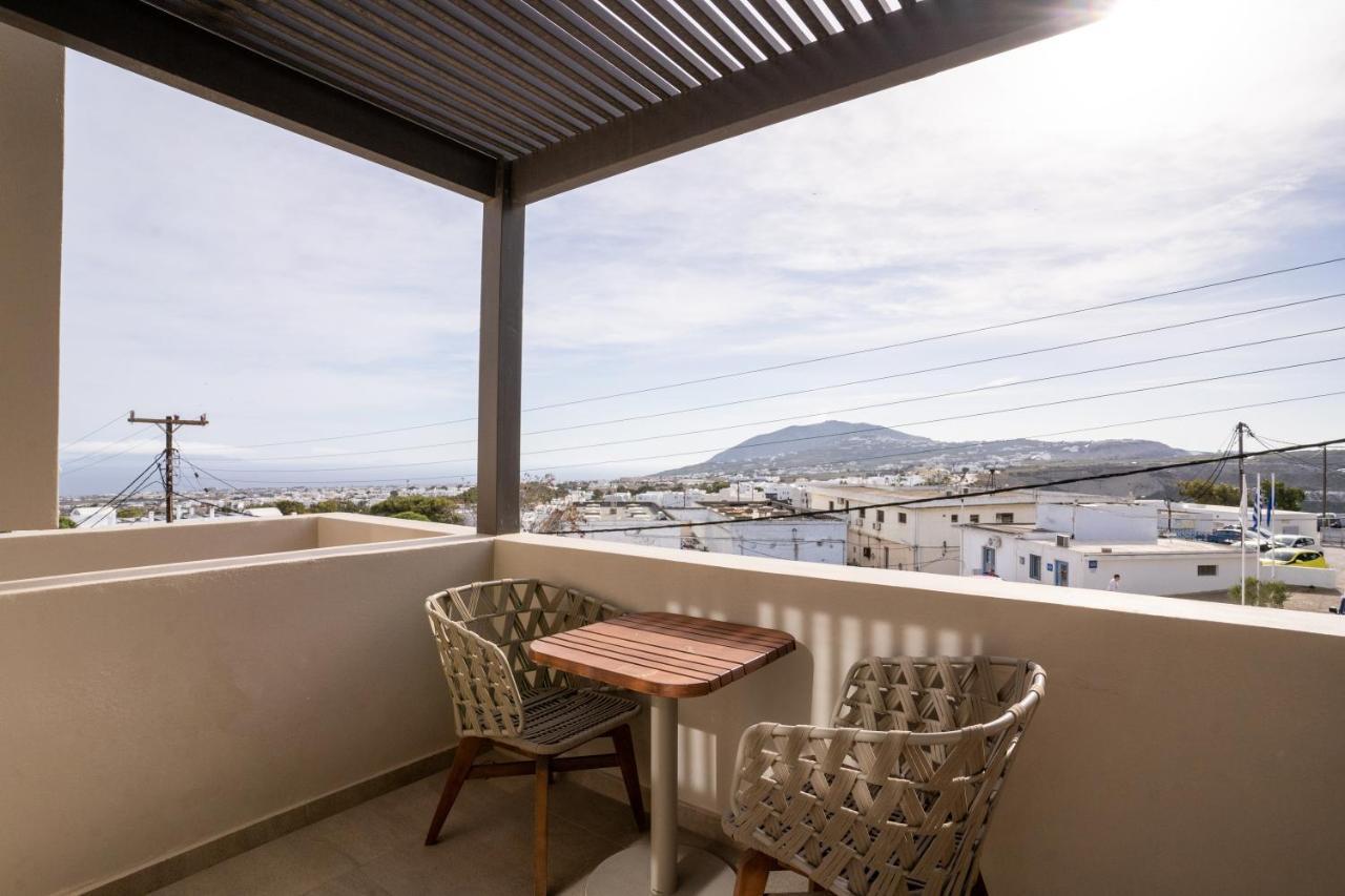 Uma Ray Suites Fira  Esterno foto