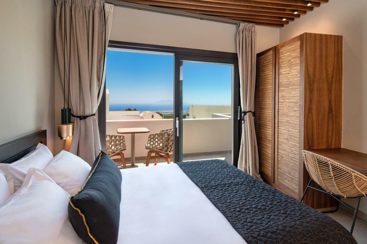 Uma Ray Suites Fira  Esterno foto