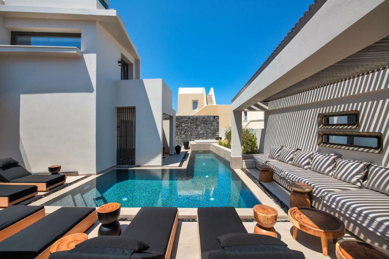 Uma Ray Suites Fira  Esterno foto