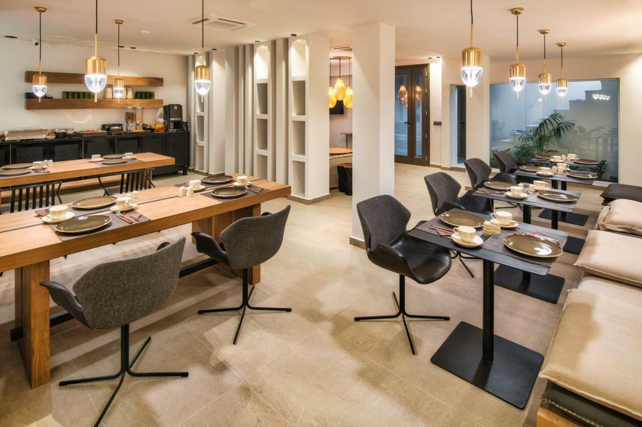 Uma Ray Suites Fira  Esterno foto