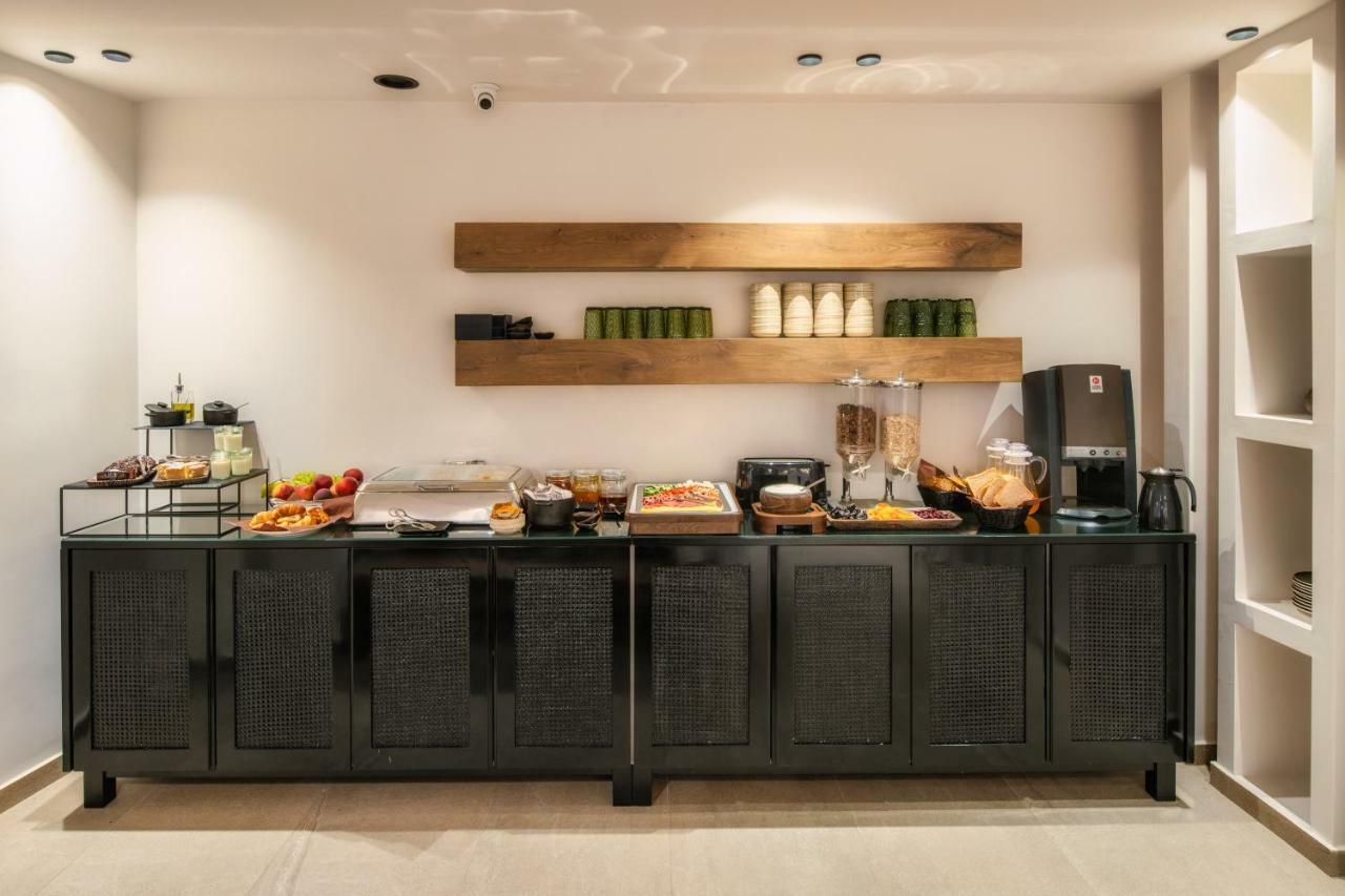 Uma Ray Suites Fira  Esterno foto