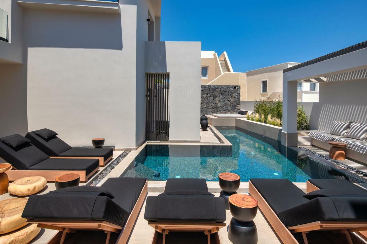 Uma Ray Suites Fira  Esterno foto